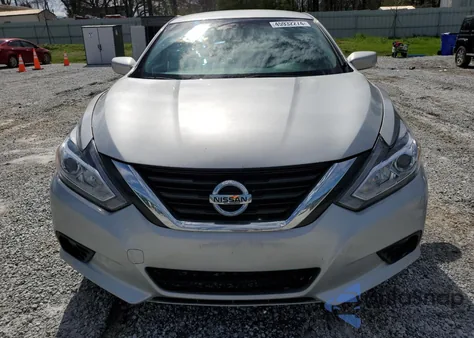 2016 Nissan Altima 2.5 z USA, uszkodzony, nr VIN 1N4AL3AP4GC112078